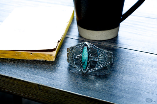 Vintage Navajo Turquoise Cuff