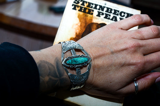 Vintage Navajo Turquoise Cuff