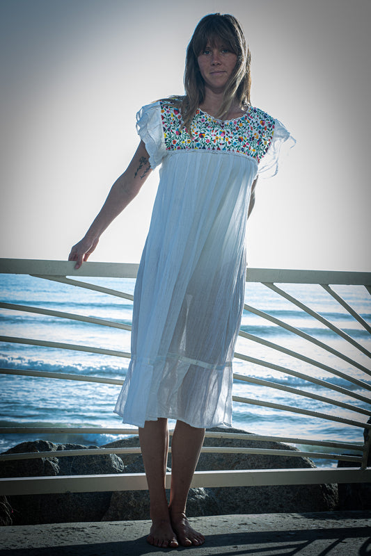 Vintage White Linen Floral Embroidered Dress