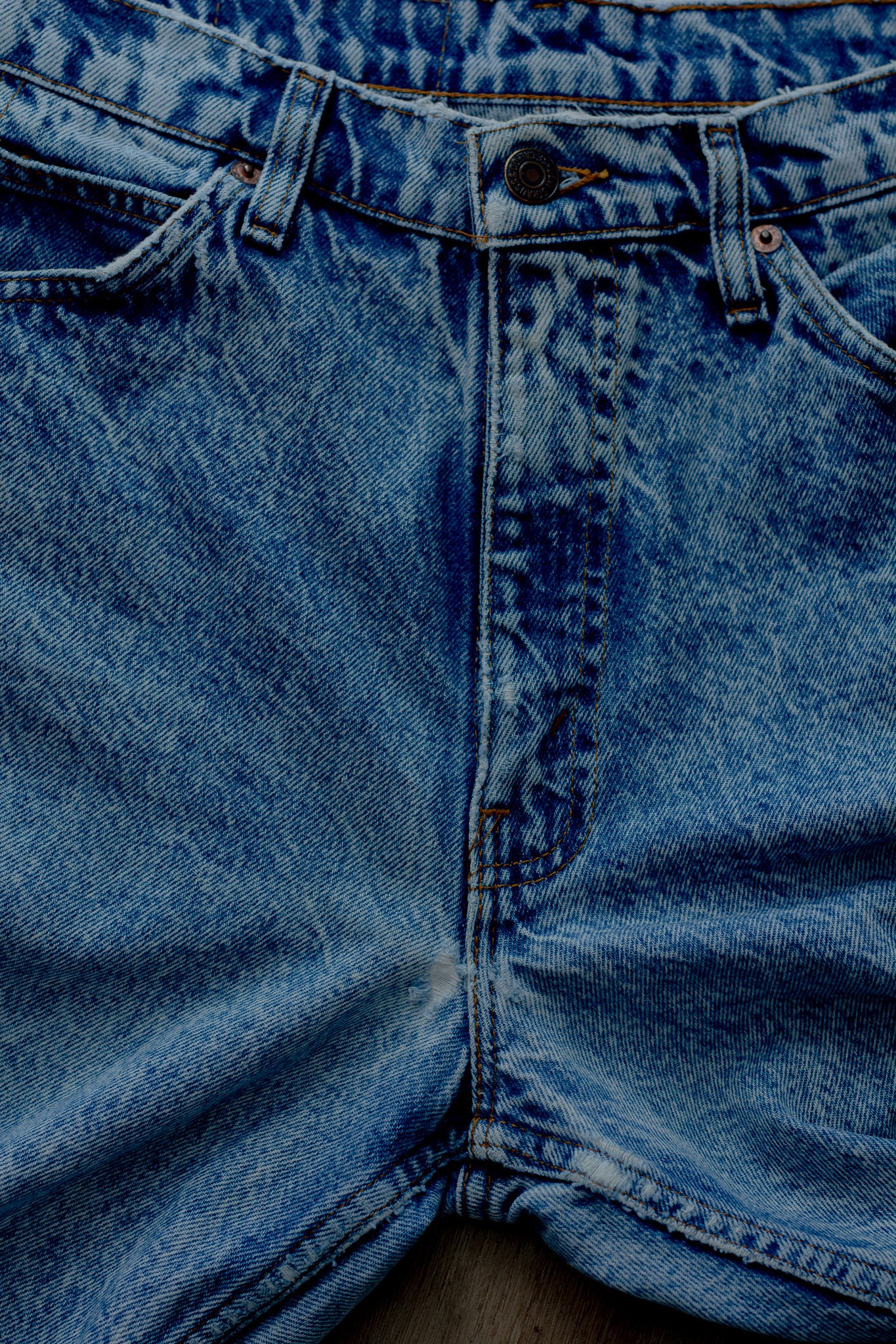 Vintage Acid Wash Levi's Light Blue Denim Jeans